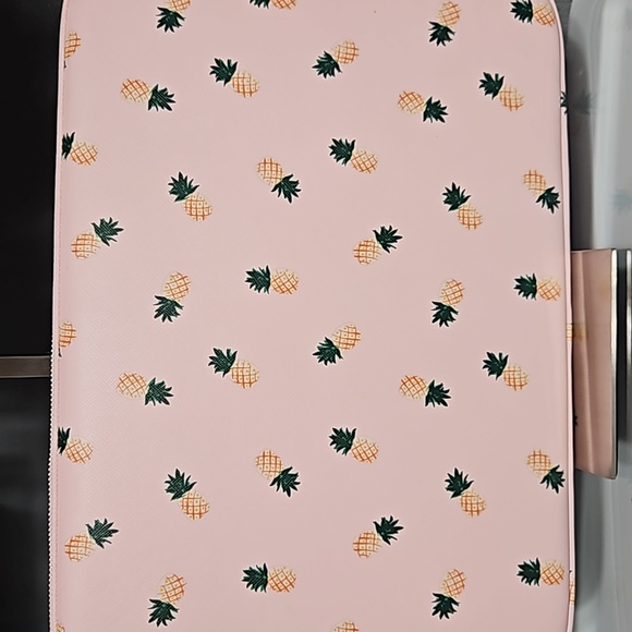 KATE SPADE NWOT♠️ LAPTOP CASE - Picture 3 of 7